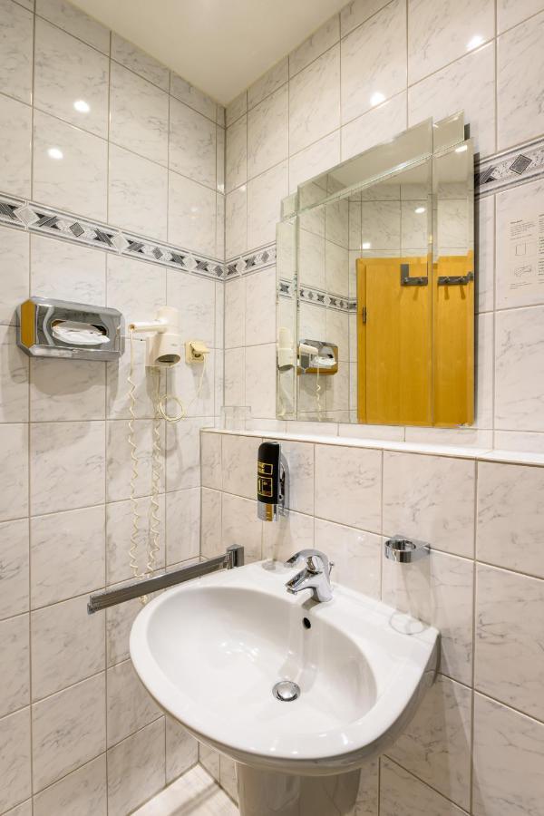 Hotel Glockengasse Cologne Exterior photo